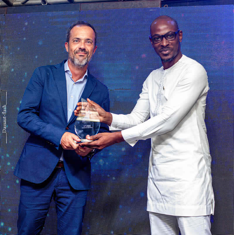 DSI Awards 2021 : ISOCEL remporte le premier prix dans la catégorie Leader des services IT au Bénin.
